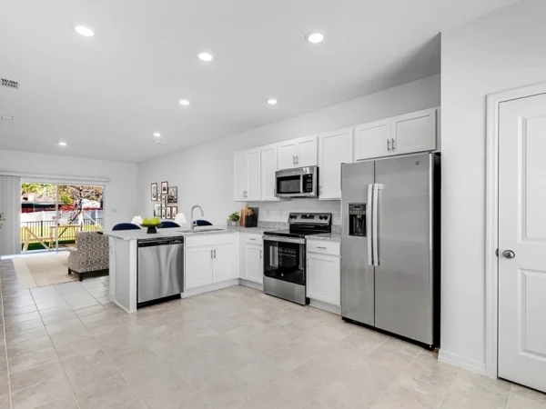 hj-fl-jacksonville-sabal-terrace-juniper-concerto-lot-59-kitchen-06