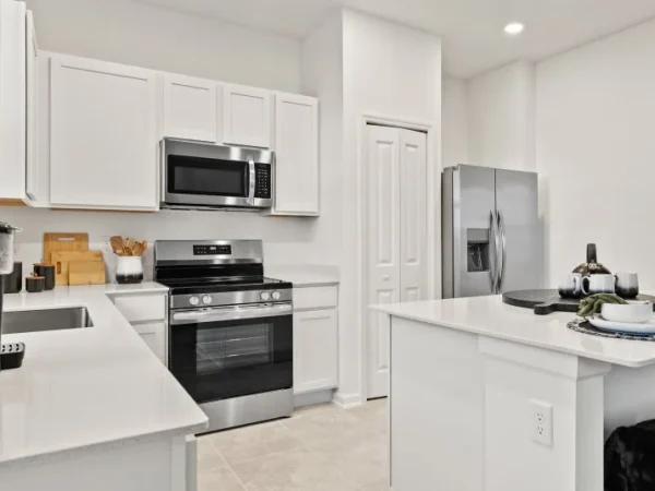 olh_1873_pic_sienna_kitchen_f1_09_19_24